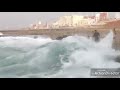 هادو أخطر العوامة المغاربة بنادم كيغامر بحياتو باش يعوم 