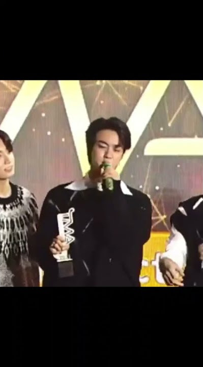 A bug tried to get into Seokjin's mouth, most probably cuz he's our precious flower