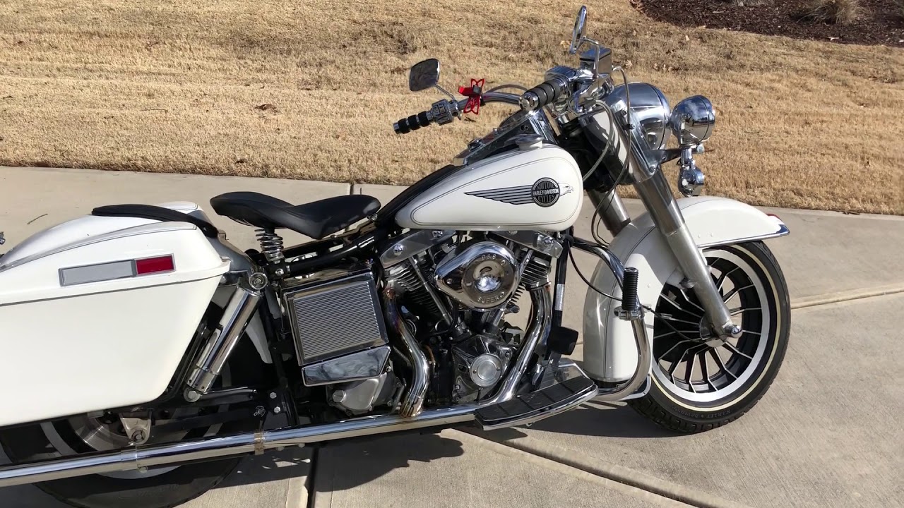 1982 Shovelhead cold start - YouTube