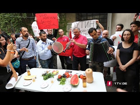 ხმაურიანი მედიაფორუმი