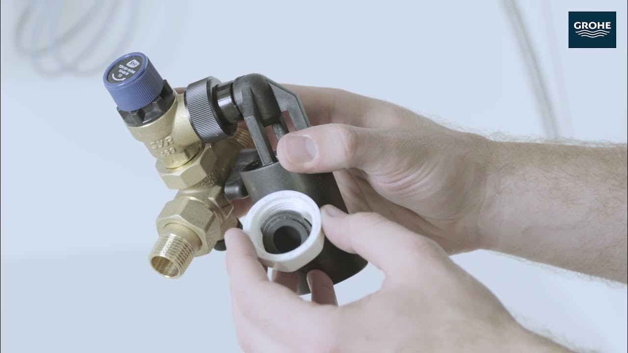 Step by step to install the GROHE Red - YouTube