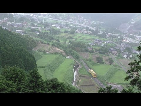 もうすぐ復活！立野の大俯瞰を行くキハ１２５試運転列車 【豊肥本線上り】