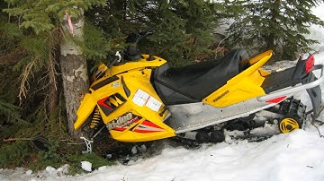 EPIC SNOWMOBILE FAILS & WINS 2021