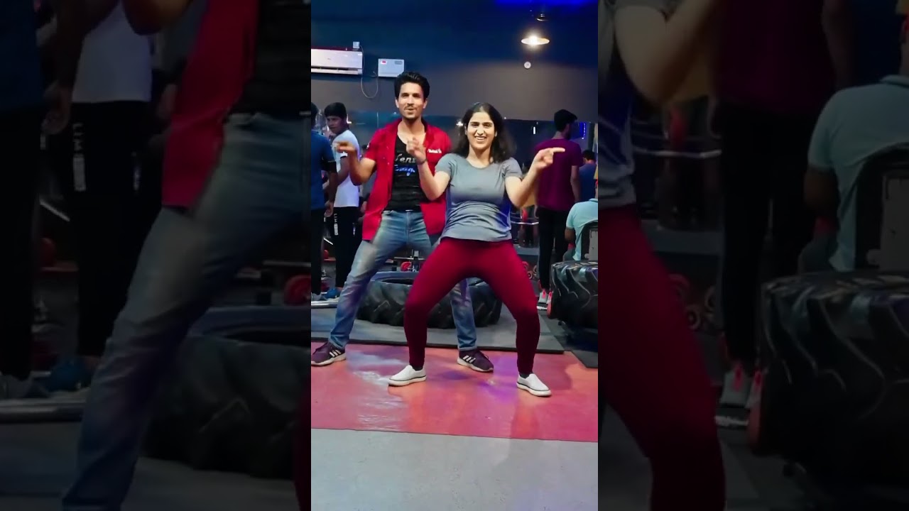 Phoolon Mein kaliyon Mein 