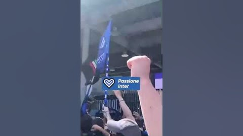 Coro anti Juventus alla Festa Scudetto Inter a San Siro #Shorts