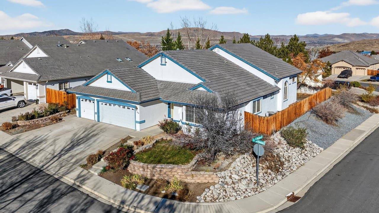 1790 Desert Mountain Dr, Sparks, NV