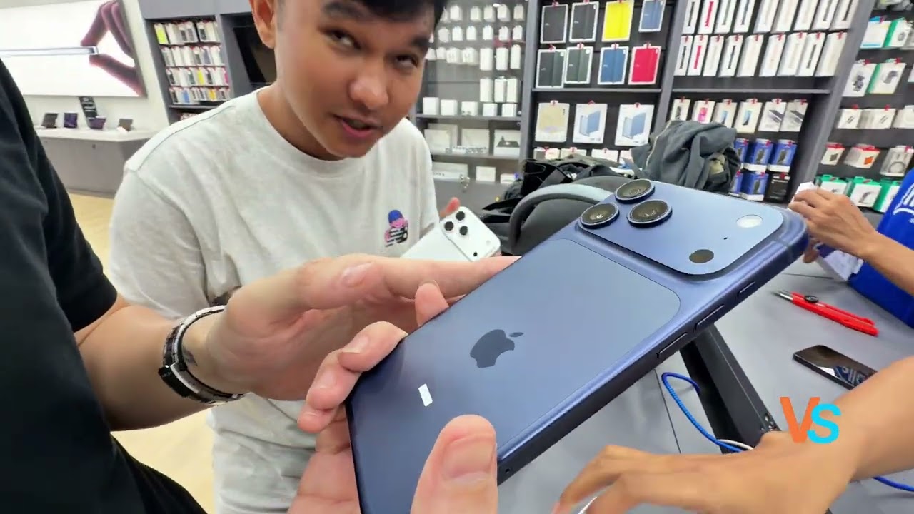 PRE ORDER DAN PICK UP IPHONE 17 ERAFONE IBOX VS HELLO BLIBLI