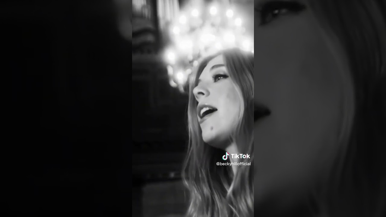 Guarda Only You - From The McDonald’s Christmas Advert 2022 - Becky Hill (Cover) | 🎤 Christmas Song su YouTube Guarda Only You - From The McDonald’s Christmas Advert 2022 - Becky Hill (Cover) | 🎤 Christmas Song su YouTube