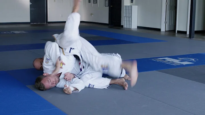 FUJIBJJ Pro Tip | JW Wright teaches a sneaky way t...