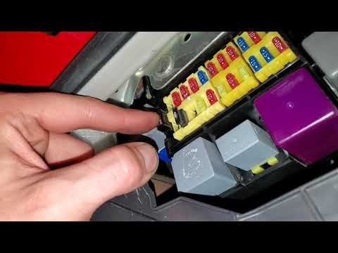 2006 Chevy Aveo Radio Fuses