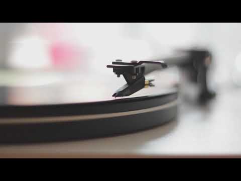 ესტრადის მომღერალი მარინა კახიანი - ძველი თბილისი