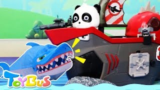 Super Panda Fights against Bad Shark | Playmobil Aquarium Building Playset | Toys for Kids | ToyBus