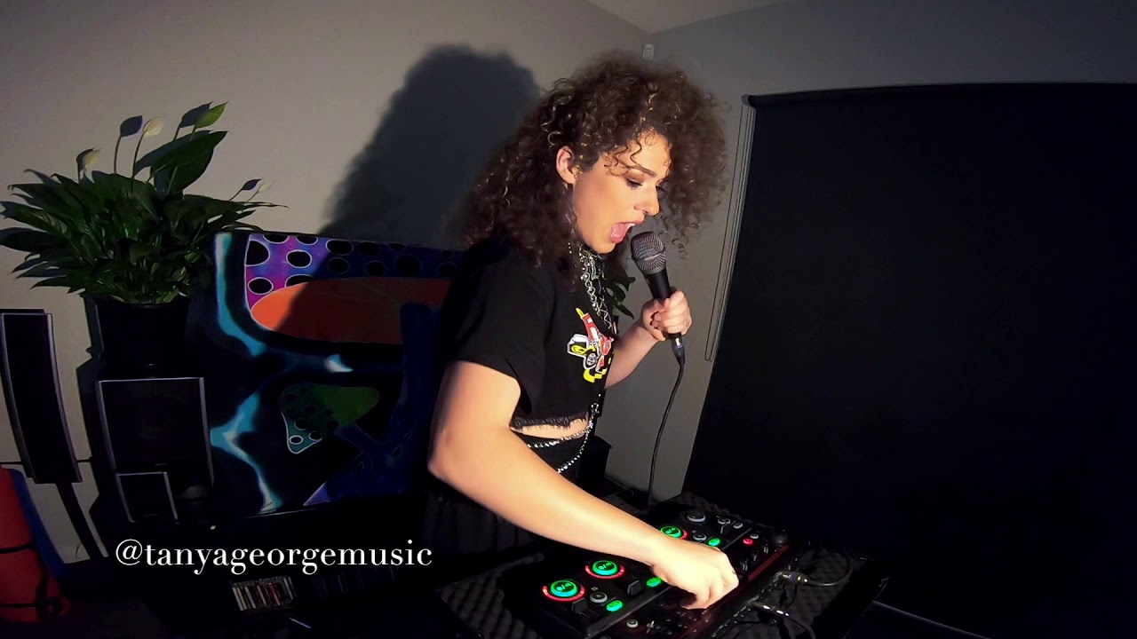 Billie Eilish - Bad Guy RC 505 loop station