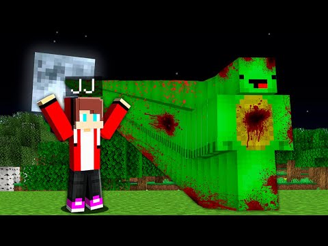 JJ Found a BLOODY LONG Mikey in Minecraft! (MAIZEN)