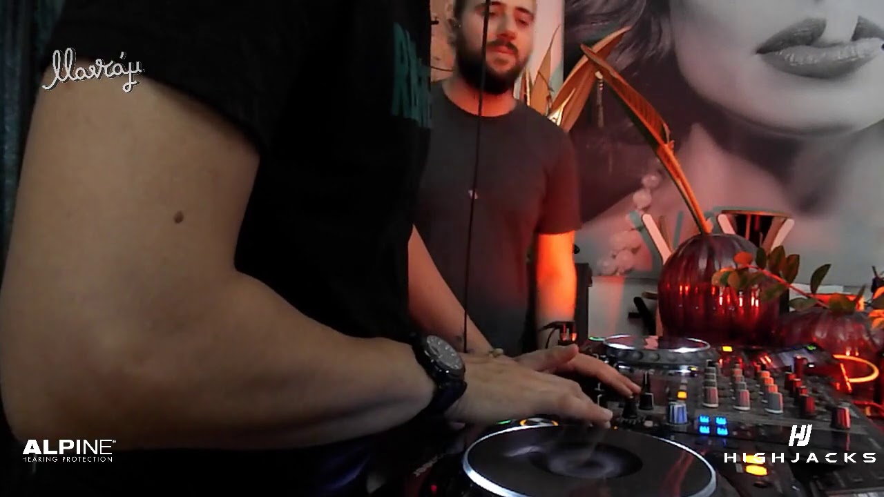 Highjacks at Μαντάμ, Limassol Cyprus