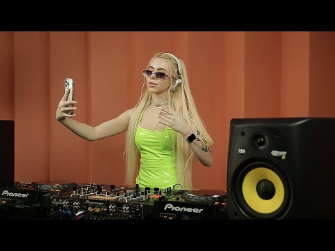Bella Kri - DJ Live SET 2023 | Melodic Techno & Progressive House