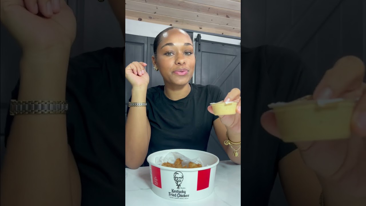 24 nuggets + 4 sauces for $10. Friday’s Bucket of the Day didn't disappoint!
