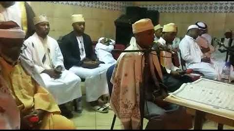 مقطع حزين جدا القارئ الشيخ عبد الرحمن احمد القمري
