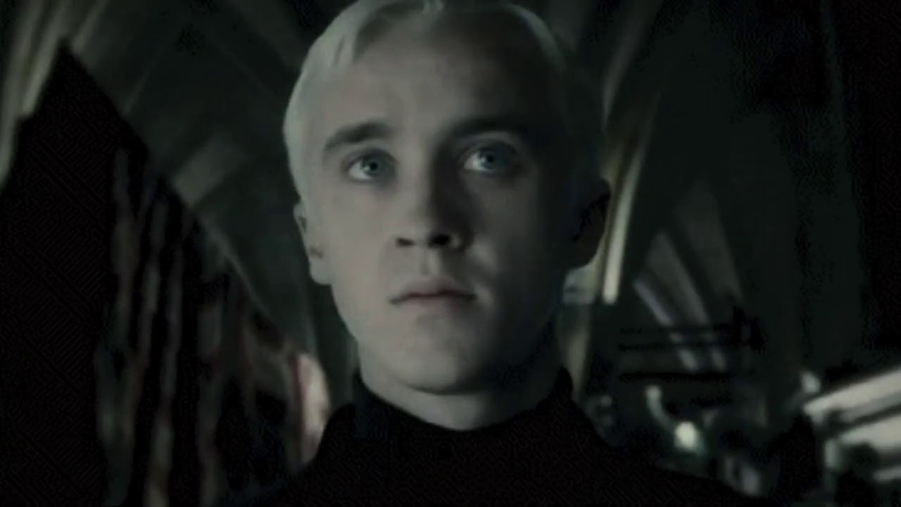 [말포이 소설] 우린 키스도 하고 손도 잡지만, 사랑은 하지 말자.