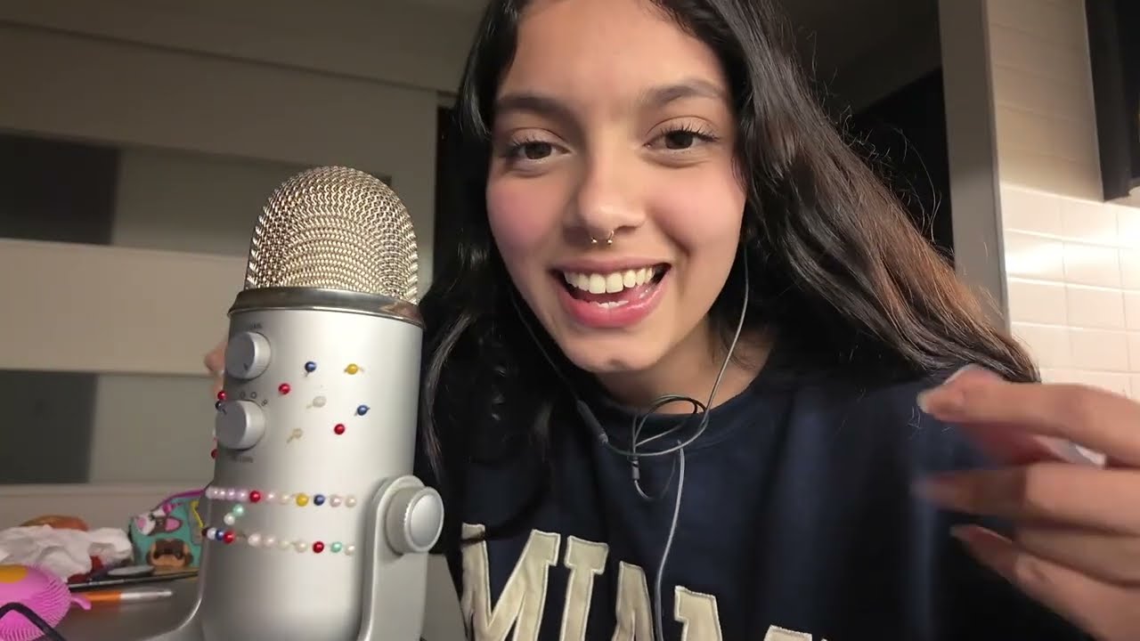 ASMR SPIT PAITING + Inaudible + Visuales| SOFIWI