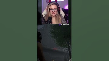 W FLASHLIGHT SAVE #dbd #shorts