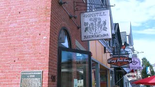 NH Chronicle: Newmarket's Skinniest Restaurant