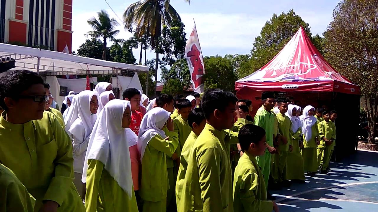AL AZHAR 39 - YouTube