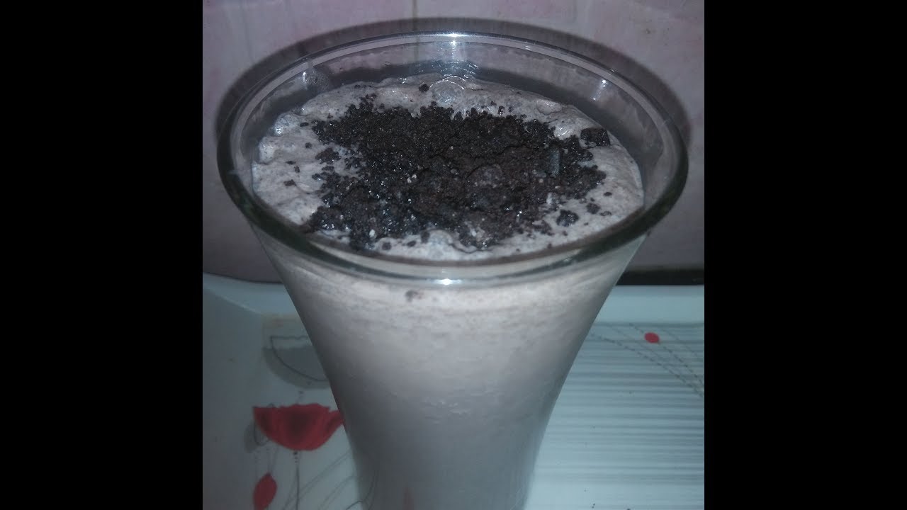 Delicious Oreo Milkshake - YouTube