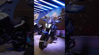 Bajaj Dominar 400 Azul