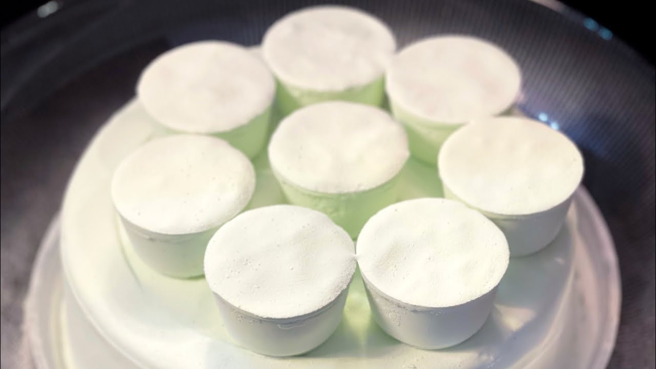 Asmr baking soda crunchy #asmrsounds #bakingsoda