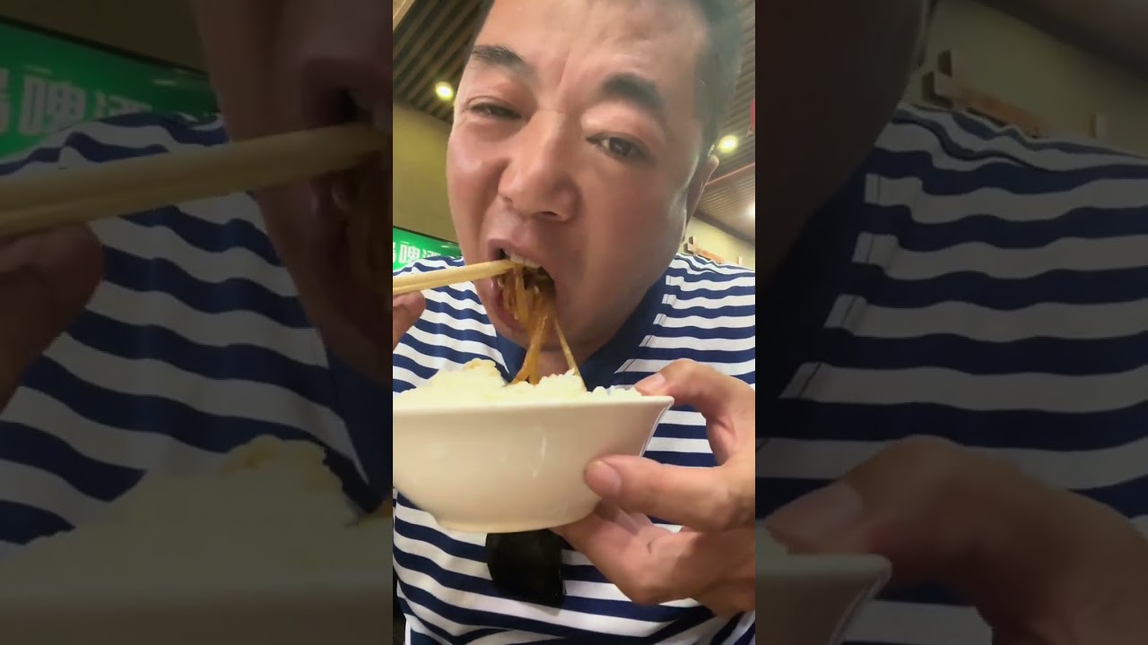 家乡美食，得莫利炖鱼果然名不虚传、山东的朋友这下彻底服了#得莫利炖鱼 #好吃到停不下来 #真材实料才能做出好味道