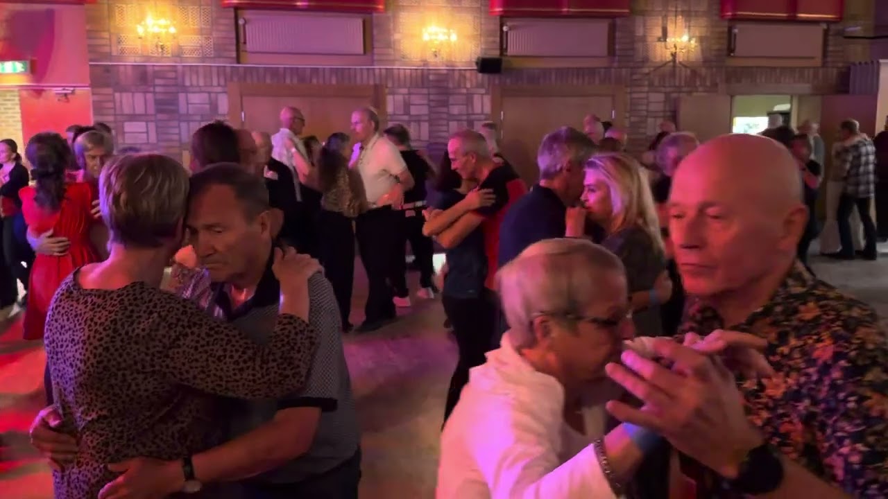 Vi Säger Allt i Tysta m Streaplers Folkets Hus Charlotenberg 30 11 Dansnytt Bjørn Weiby