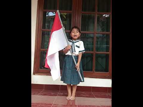 Pengucapan Pancasila dan menyanyikan lagu Garuda Pancasila ...