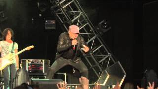Vasco Rossi L'uomo più semplice - Live Kom 013 (Video Ufficiale)