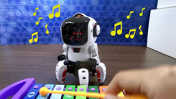 [Tobbie II] - Singing & Dancing (Part 3/12)