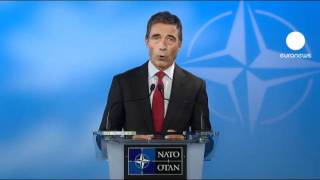 Gaddafi regime is 'clearly crumbling': NATO chief