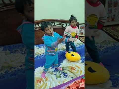 aankh-marey-song-ranbeer-singh-little-simmba-gatik-gathika
