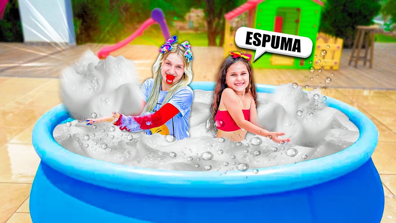 FIZ UMA PISCINA DE ESPUMA PRA BEBÊ JULLY E MINHA IRMÃZINHA NADAR!
