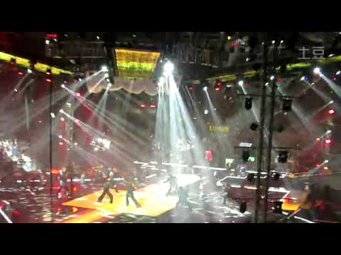 20140406 成龙和平友爱北京演唱会 周杰伦《双截棍》