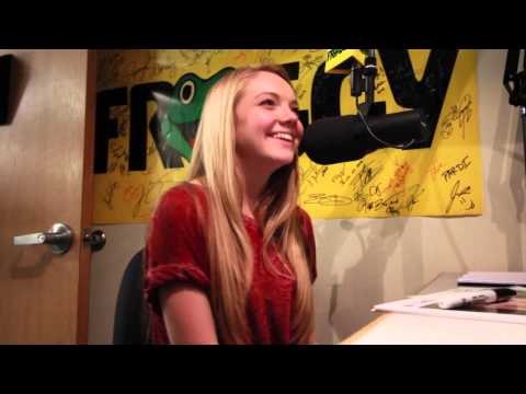 Danielle Bradbery covers "Stronger"