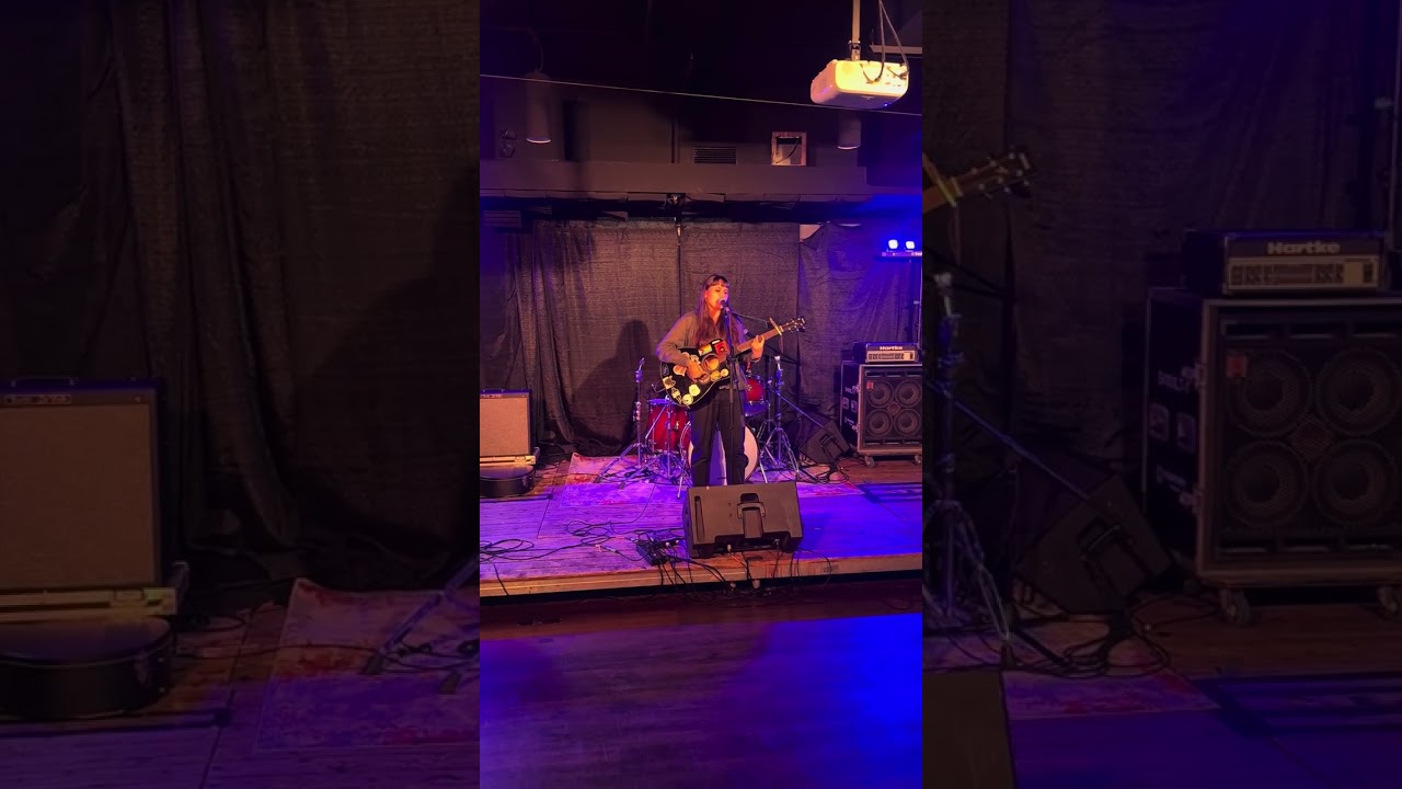 “the calligrapher II” by June Hawthorn live at Sled Island 2025