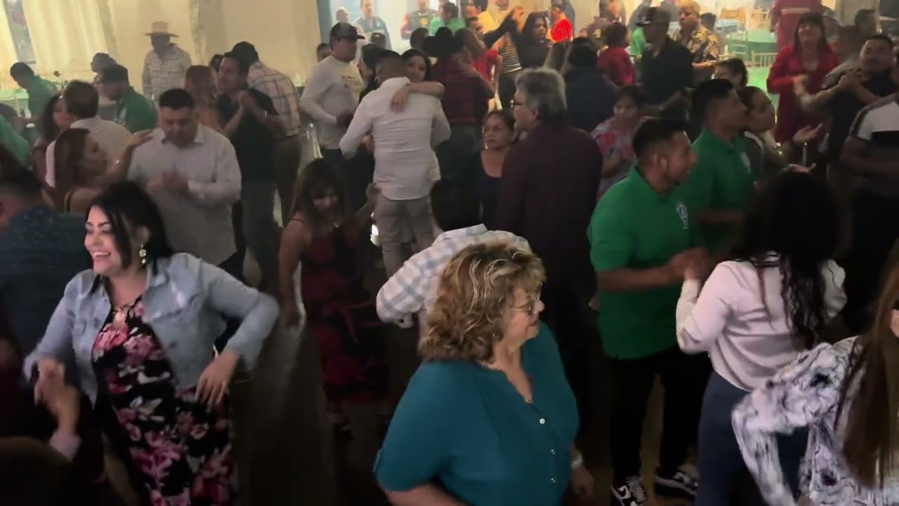 Hogar 13 de febrero con Súper Sonido Renacimiento 86