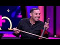 #بيناتنا .. مصطفى بوركون يغني للحب ويربط الماضي بالحاضر