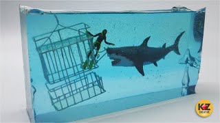 Shark attacks on divers cage | Diorama | Epoxy Resin Art