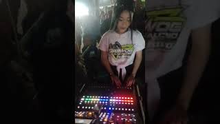 Operator Brewog  Ganti Cewek