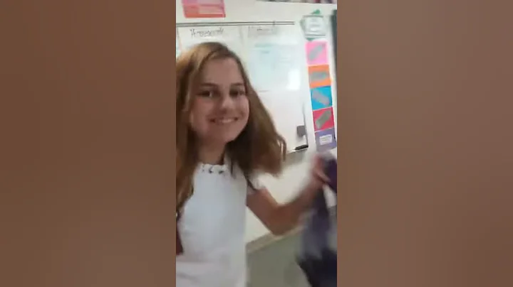 ChRiStInA sHoOk