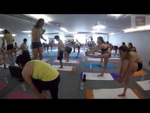 Video: 10 Kelas Yoga Bikram Terbaik Di Mexico