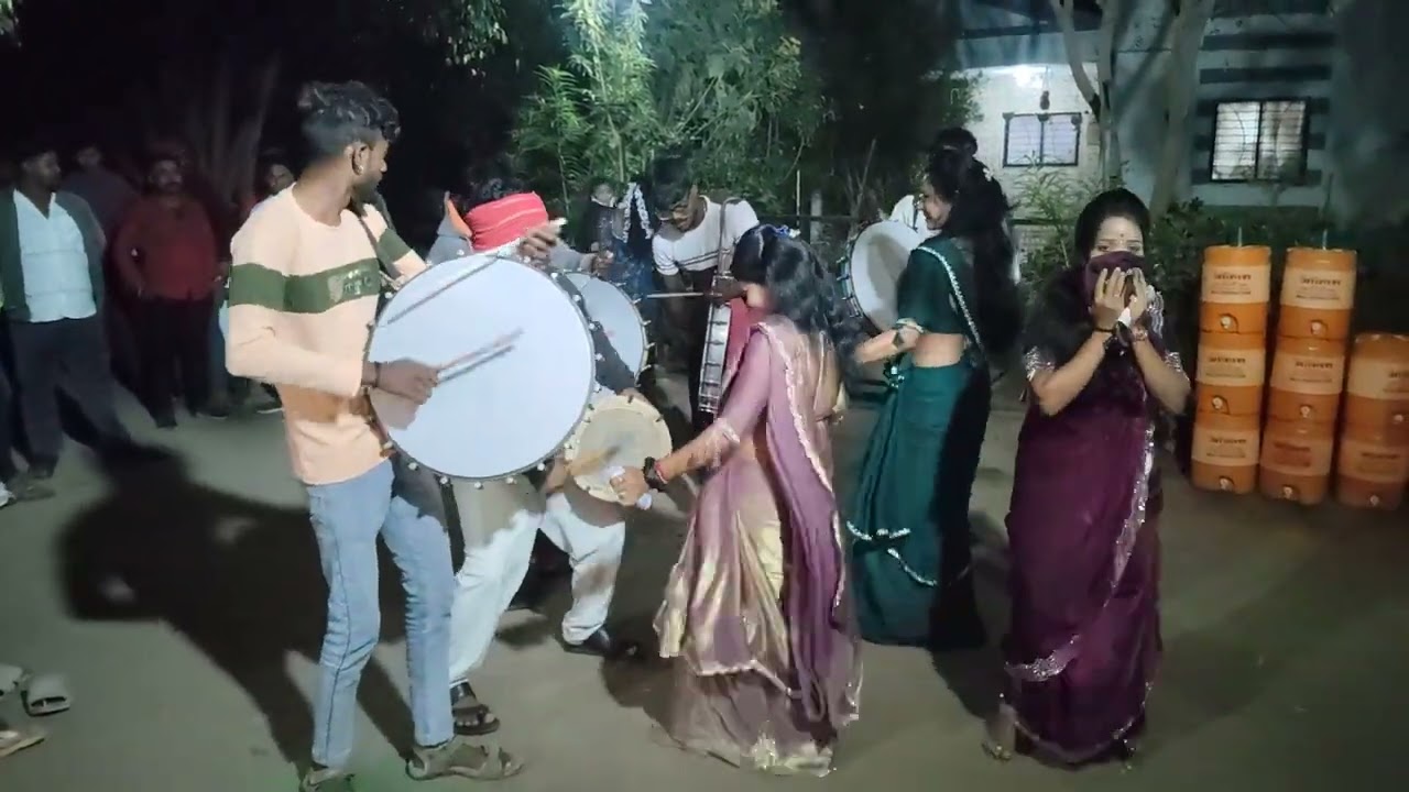 नाद करती का हलगीचा मेंढापूर हलगी चा 9096249810