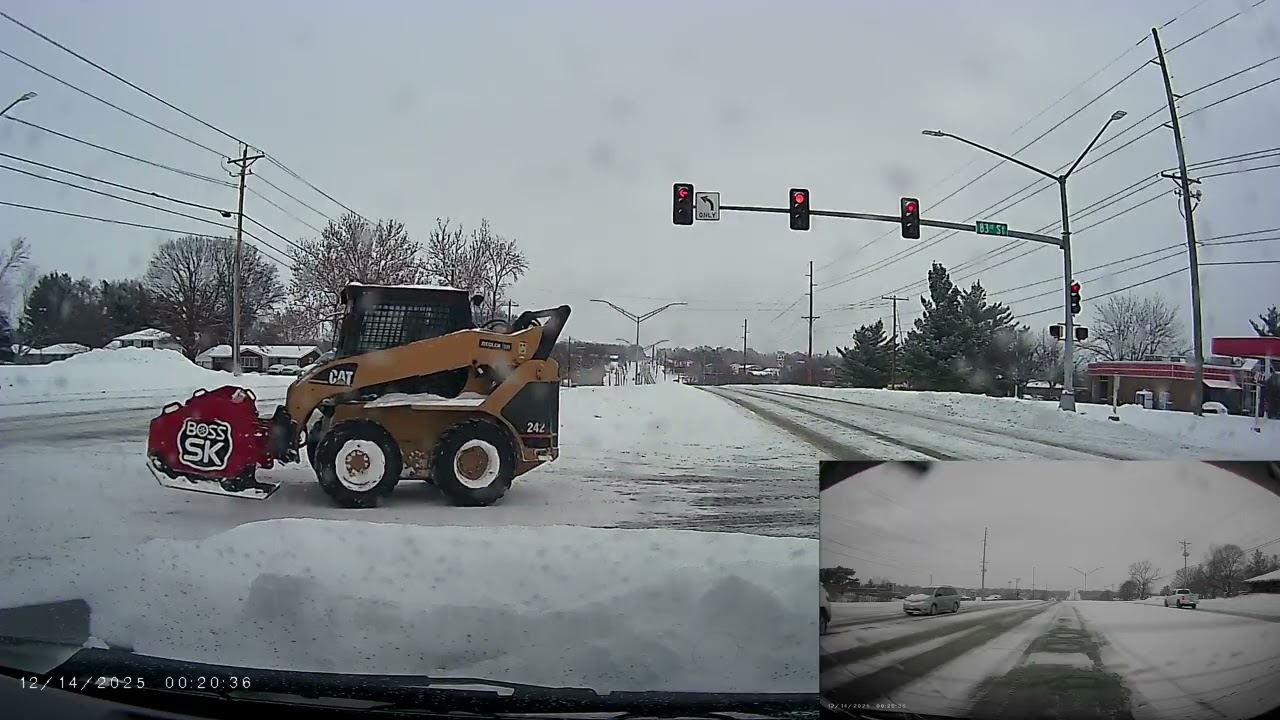 Driving downtown on heavy snowing day #travelvlog #travel #tour #naturelovers #nature #city #snow 