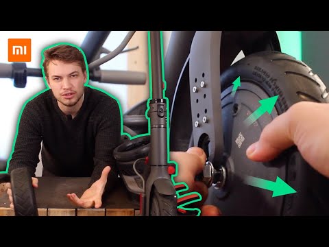 Vidéo: Regarder : Comment changer un pneu et une chambre à air sans leviers comme un pro